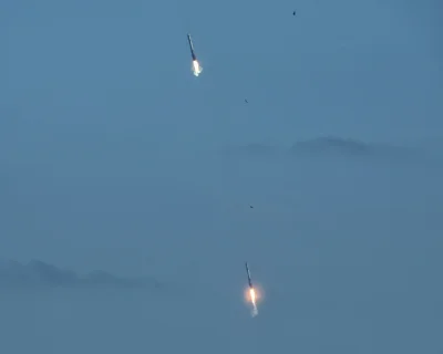 chuda_twarz - Ta fotka jest po prostu genialna (｡◕‿◕｡)

#spacex #rakiety #falconheavy...