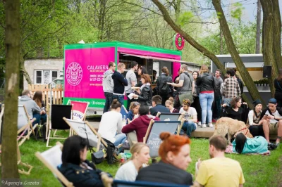 meetom - Gdzie we #wroclaw.iu są jakieś miejsca typu trawka, leżaczek i foodtrucki? N...