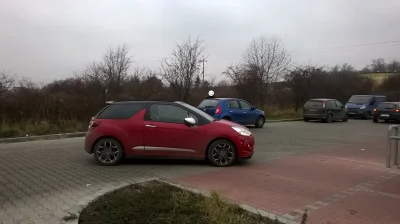 recc - Krakowska szkoła parkowania czy auto zostawione na luzie? ( ͡º ͜ʖ͡º)
http://i...