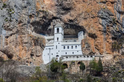 Phenomenex - Monaster Ostrog w Czarnogórze