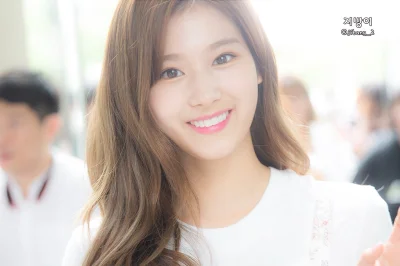 XKHYCCB2dX - #sana #twice
#koreanka #japonka