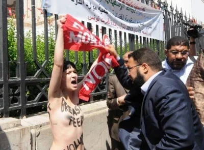 le_vampire - #femen

znów newsy o nich, w tunezji protestowały

http://www.youtube.co...