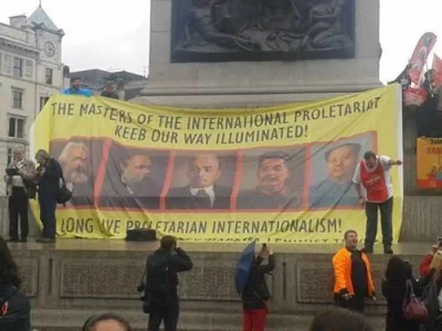 tytanos - > Dominic McDonough @torydom 19.08 
 #Corbyn speaks beside a banner which c...