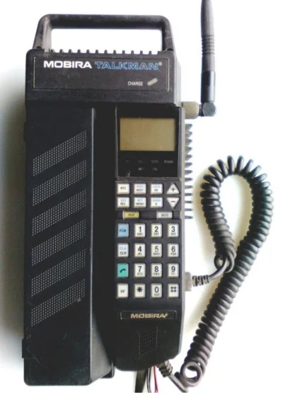 mateusza - @Sandman: 1991 rok. Pierwszy telefon mojego taty. Nokia Mobira Talkman w a...