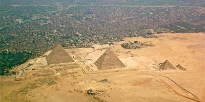 d.....n - @KonradLuzik: szczegolnie za widoki slamsów zaraz obok piramid. za napoleon...