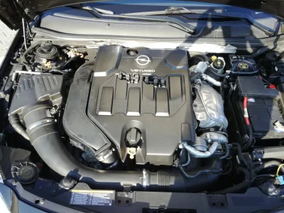 Altru - #samochody #motoryzacja

Czemu pod napisem "V6 Turbo"
Są wycięte dziurki i...