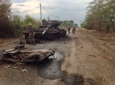 K.....y - Trafiony T-64BV Sil ATO. Donbas 2014r
#czolgi #donbasfoto