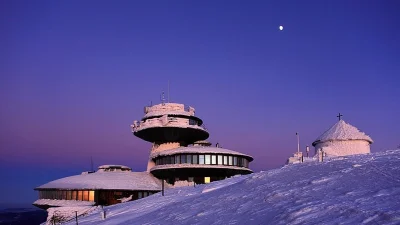 Adrian_ - @Hoverion: Panie, toż to obserwatorium na Śnieżce, żadna Gruzja ( ͡° ͜ʖ ͡°)
