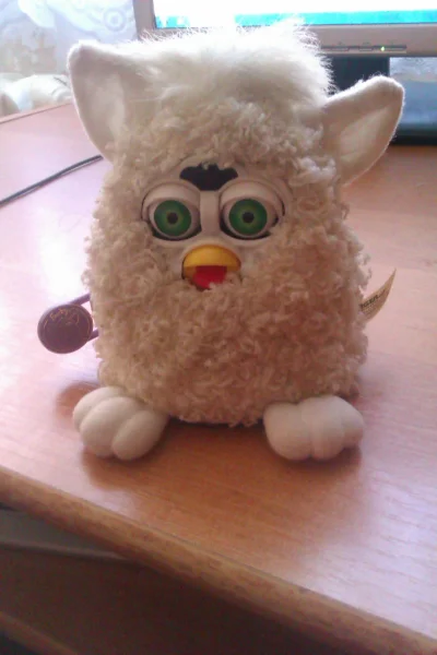 baniol - Mam na sprzedaż zabawkę - klasyk. Furby z 1999 roku. Albo powiedzcie chociaż...