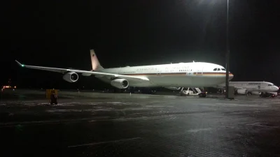 widzekiedyklamiesz - A340 w Pyrzowicach :)
#lotnictwo #samoloty