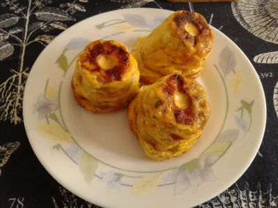 m.....o - Tak się robi śniadanie dla różowych pasków. ( ͡° ͜ʖ ͡°) Muffinki jajeczne z...