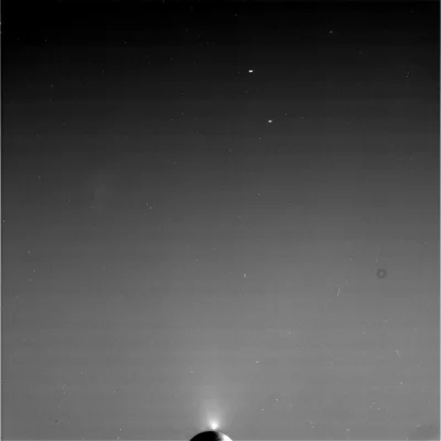 d.....4 - Gejzer na Enceladusie 

saturn.jpl.nasa.gov 

Więcej zdjęć RAW: saturn.jpl....