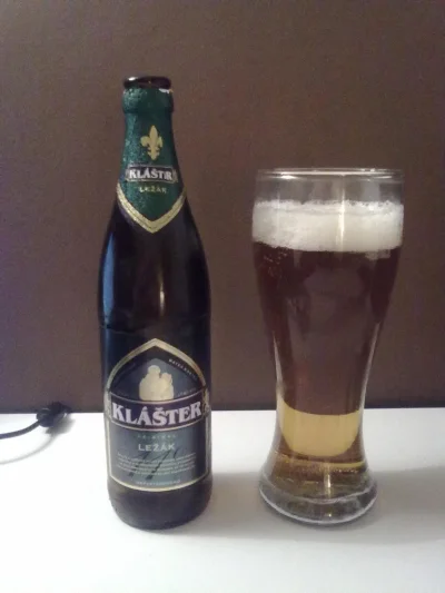 maciekawski - Czeskie piwo z Czech.



Lekkie, przyjemne, alkohol jest jakby dodatkie...