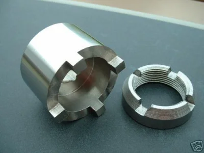 Myrcin- - #moto3miasto #gdansk

Ma może jakiś mirek pożyczyć klucz do sprzęgła w ho...