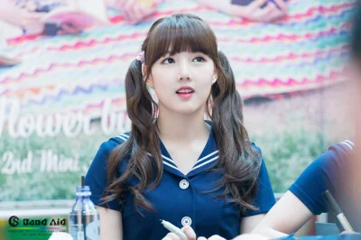 K.....o - #yerin #gfriend 
#koreanka