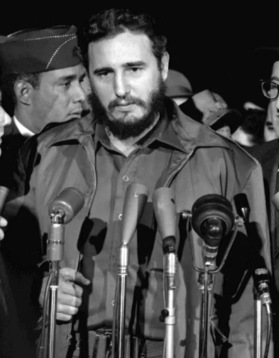 prezi139 - Mirki, krótka opowieść o tym jak Fidel Castro pomaga mi ocenić zdolności i...