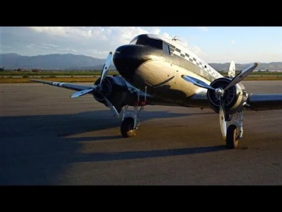 horacurka - dlaczego DC-3 wciąż latały po wojnie przez wiele lat? 
#lotnictwo #aircr...