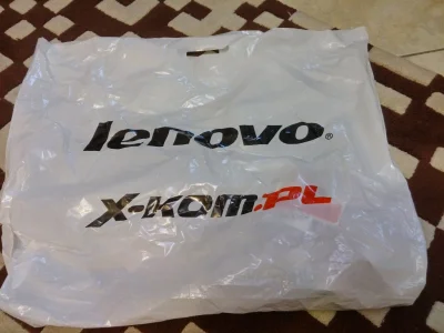 Antyradek - Mirki, patrzajcie no jaką fajną siatkę mam.
#heheszki #lenovo #xkom