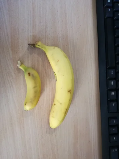 Pasozyt_Zawadiaka - Dostałem takiego małego banana. Banan dla skali.
( ͡° ͜ʖ ͡°)
#heh...