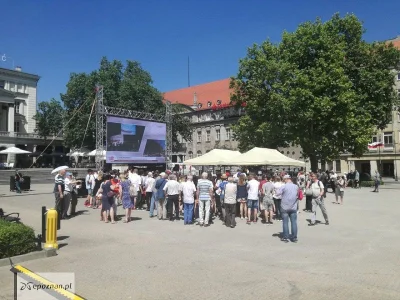 Biszkop-T - @PanPapcio: update: później się ludzie zebrali, więc afera trochę z dupy