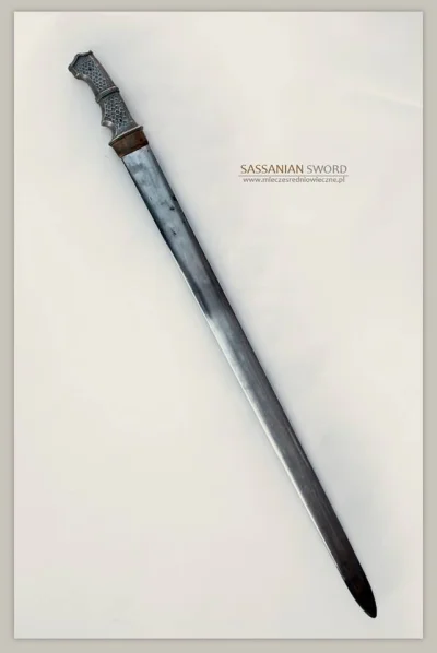 GraveDigger - Perski miecz VI wieku, masakra jak piękny jest (ʘ‿ʘ)
#miecze #rekonstr...