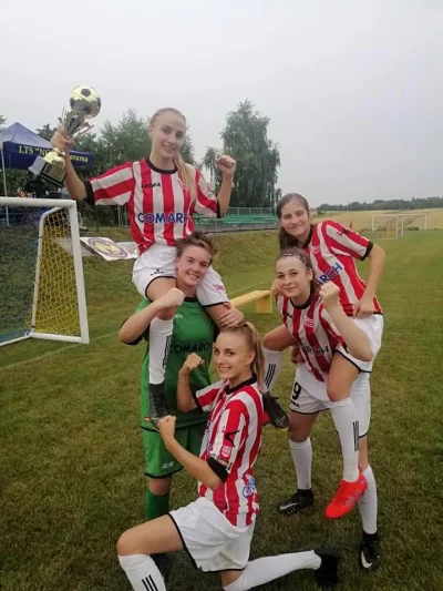 fullversion - Grają w Małopolsce ale zwiększają rangę kobiecej piłki w całej Polsce. ...