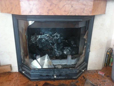 na_palenie - @Dzyszla: Moja kobieta kazała mi spalić papierki z kosza. Okazało się, ż...