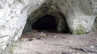 nicky_santoro - No więc w tej słowackiej jaskini 40 Żydów ukrywało się podczas II woj...