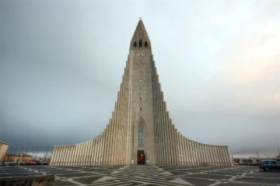 Cz_zalajk - Hallgrímskirkja (73 m.) - luterański kościół w Reykjavíku. Gmachy kościoł...