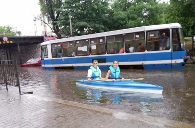 MiejscaWeWroclawiu - W sobote jeździmy komunikacją miejską za free, także nie trzeba ...