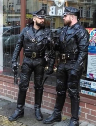 Lukardio - #mrleather #leathermen #ladnypan