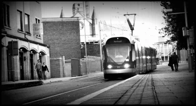 Namarin - @Akos: Pozdrawiam tramwajku.

SPOILER