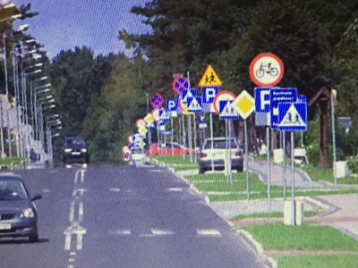 polwes - Program PO: znak+

Borne Sulinowo - odcinek 2 km - 391 znaków drogowych!
...