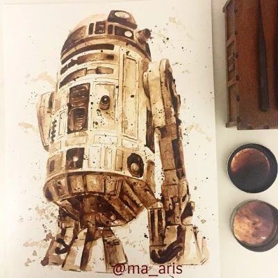 ColdMary6100 - R2D2 kawą malowany przez Marię A. Aristidou 
#starwars #sztuka #wcale...