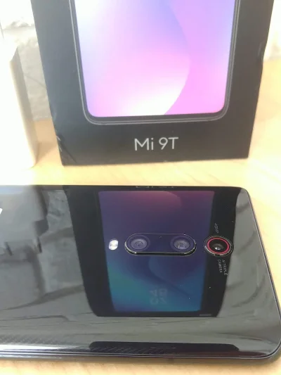 sebekss - Sam mam Xiaomi Mi9t (nie PRO) i jestem zadowolony. Tu w wersji PRO mamy szy...