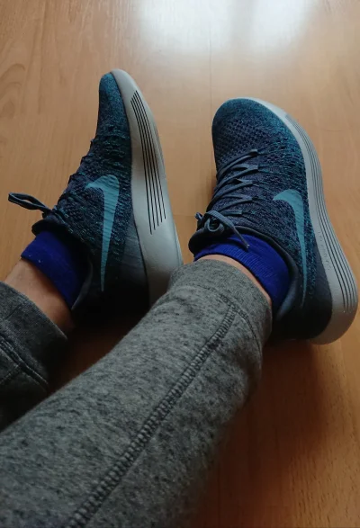 erlajn_akrual - Nowy nabytek do #bieganie ( ͡º ͜ʖ͡º)
LunarEpic Flyknit 2
#buty #gowno...