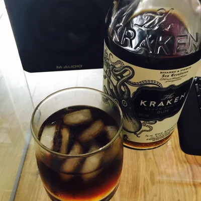 qmicha - Zdrówko mireczki
#rum #pijzwykopem #alkoholizacja