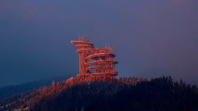 ziobro2 - Czesi wiedzą jak przyciągnąć turystów. Polacy liczą na cud, że wyrośnie wul...