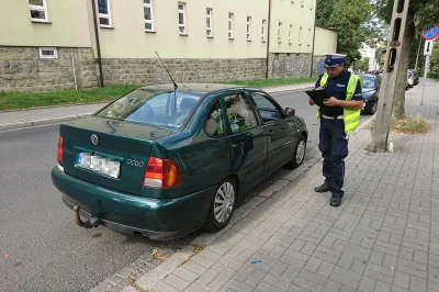 grishko - 20 sierpnia 2018, Bielsko-Biała, ul. Sobieskiego na wysokości bramy wjazdow...