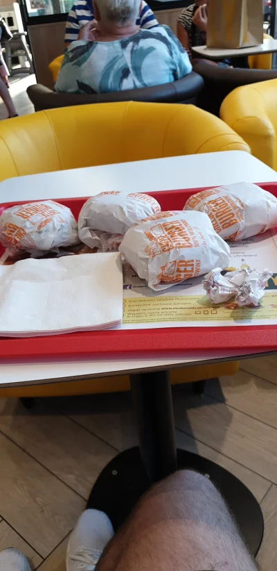 ZjemCiKeczup - #mcdonalds 

Ten uczuć gdy na kiosku wchodzi stary kod na 4x czisy za ...