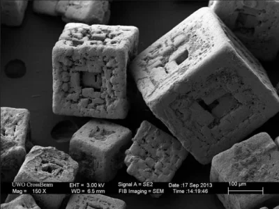 NoKappaSoldier73 - Ziarna soli pod mikroskopem elektronowym. #ciekawostki
