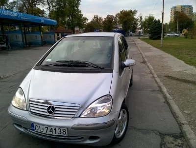 MMaros - @kotnaklawiaturze: 
Mercedes-Benz V168 (A160 Lang, 102KM)
Zalety:
+Mały a...