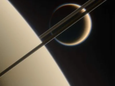 d.....4 - Cassini rozpoczęła swój kolejny przelot w pobliżu Tytana. 

http://flic.kr/...