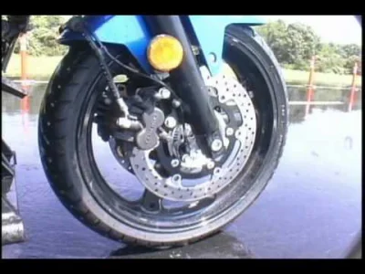 l.....2 - #motocykle #hamowanie #abs
Filmik przedstawiający hamowanie motocyklem na ...