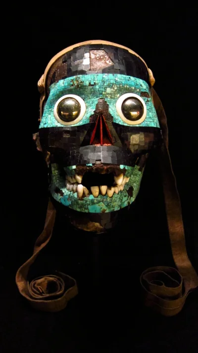 myrmekochoria - Trzy azteckie maski na pierwszy rzut maska Tezcatlipoci (bóg wojny i ...