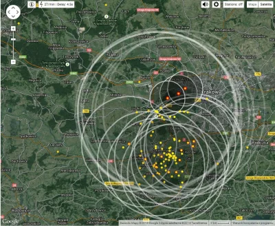 J.....n - Proszę Państwa ! #burza wchodzi do #krakow. Dziękuję za wspólne oczekiwanie...