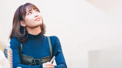 XKHYCCB2dX - #momo #twice 
#koreanka #japonka