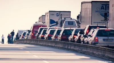 gtredakcja - Znowu karambol. Na Dolnym Śląsku zderzyło się 20 aut 

http://gazetatr...