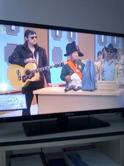 aleszczerze - Chuck Noris i Elvis w programie #czyjawina 
#heheszki