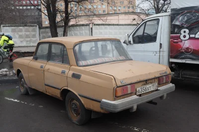 W.....c - Ilość wyprodukowanych samochodów osobowych w ZSRR w roku 1986, dane te znal...